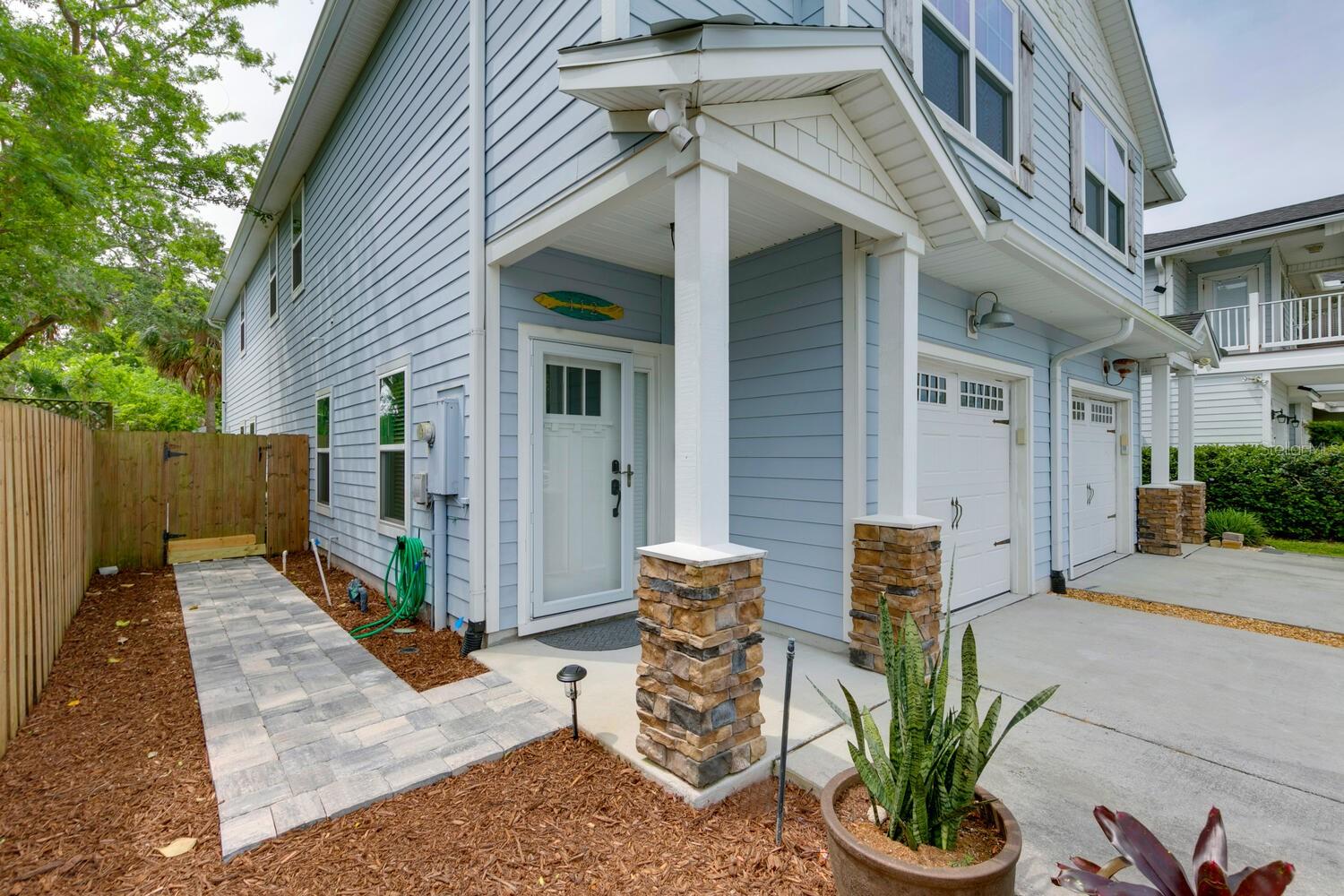 412 5TH AVE S