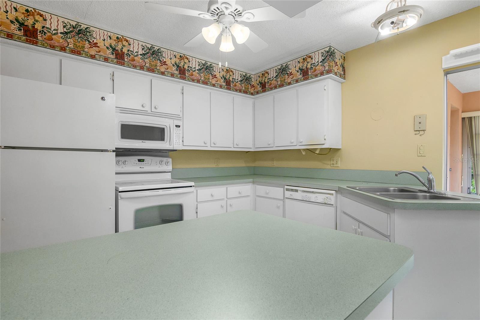 7400 COLLEGE PKWY #59B