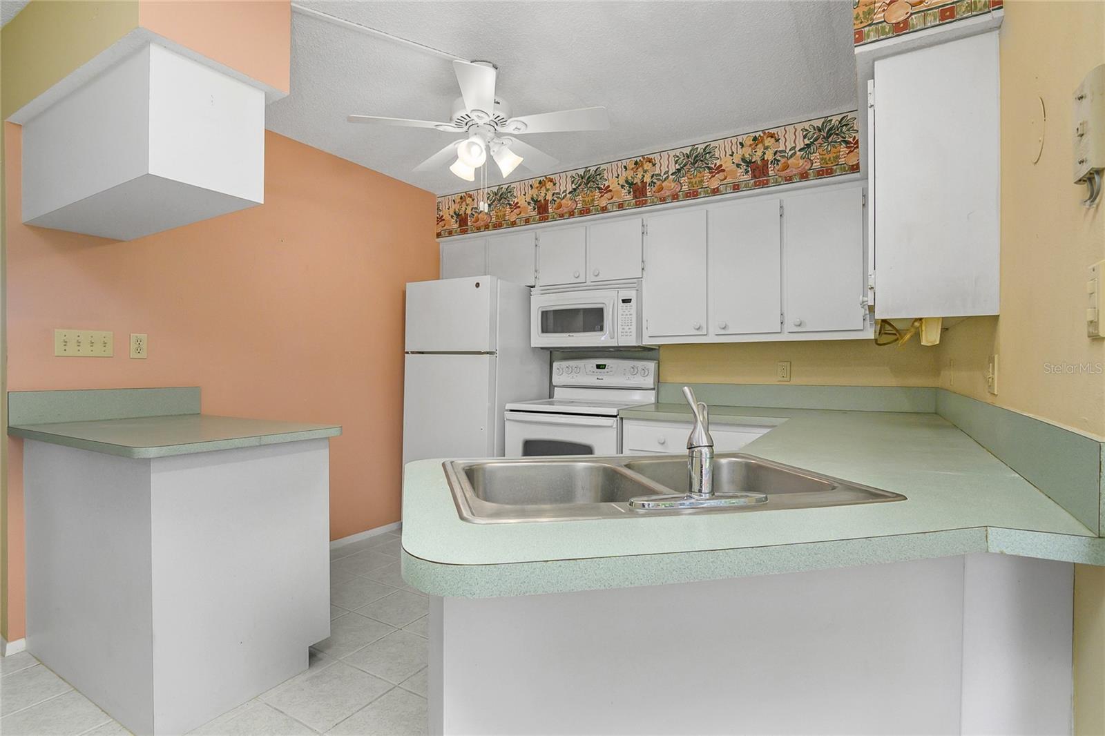 7400 COLLEGE PKWY #59B