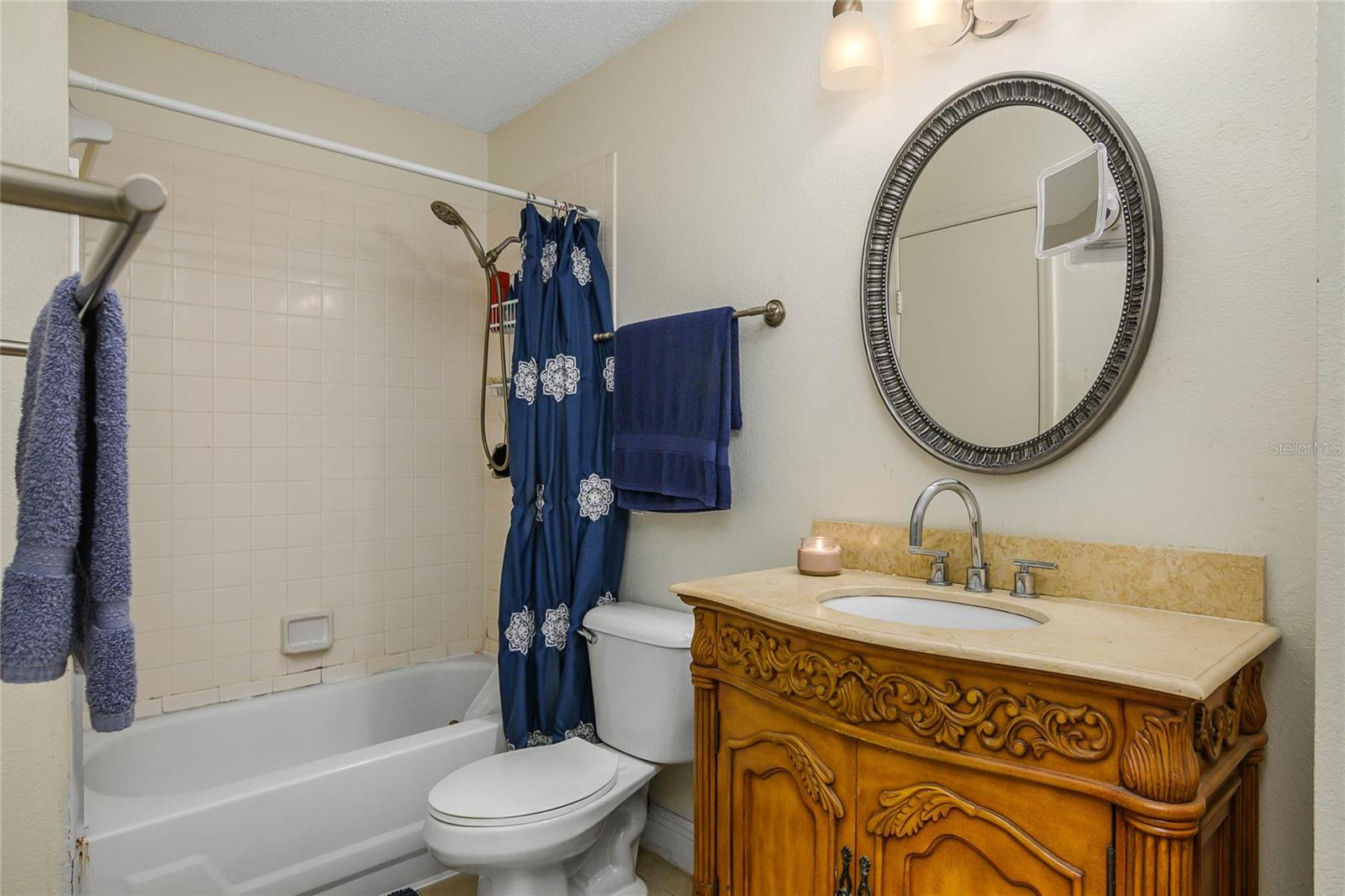12730 EQUESTRIAN CIR #2806