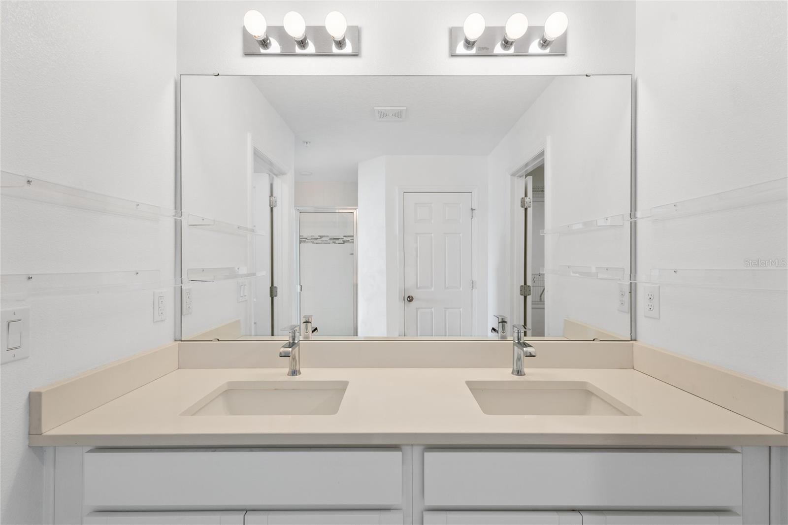 10251 HIGHLINE CREST ST