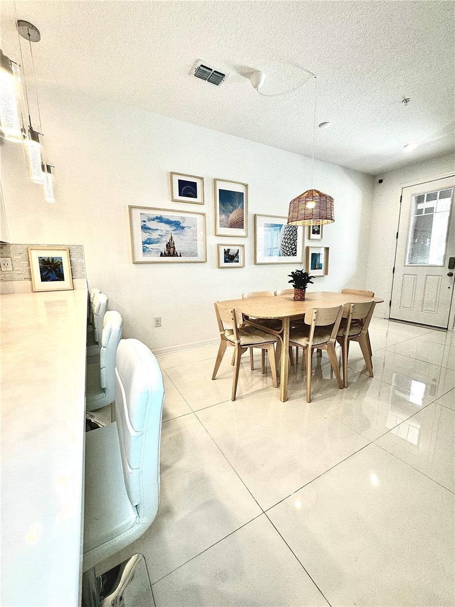 10251 HIGHLINE CREST ST