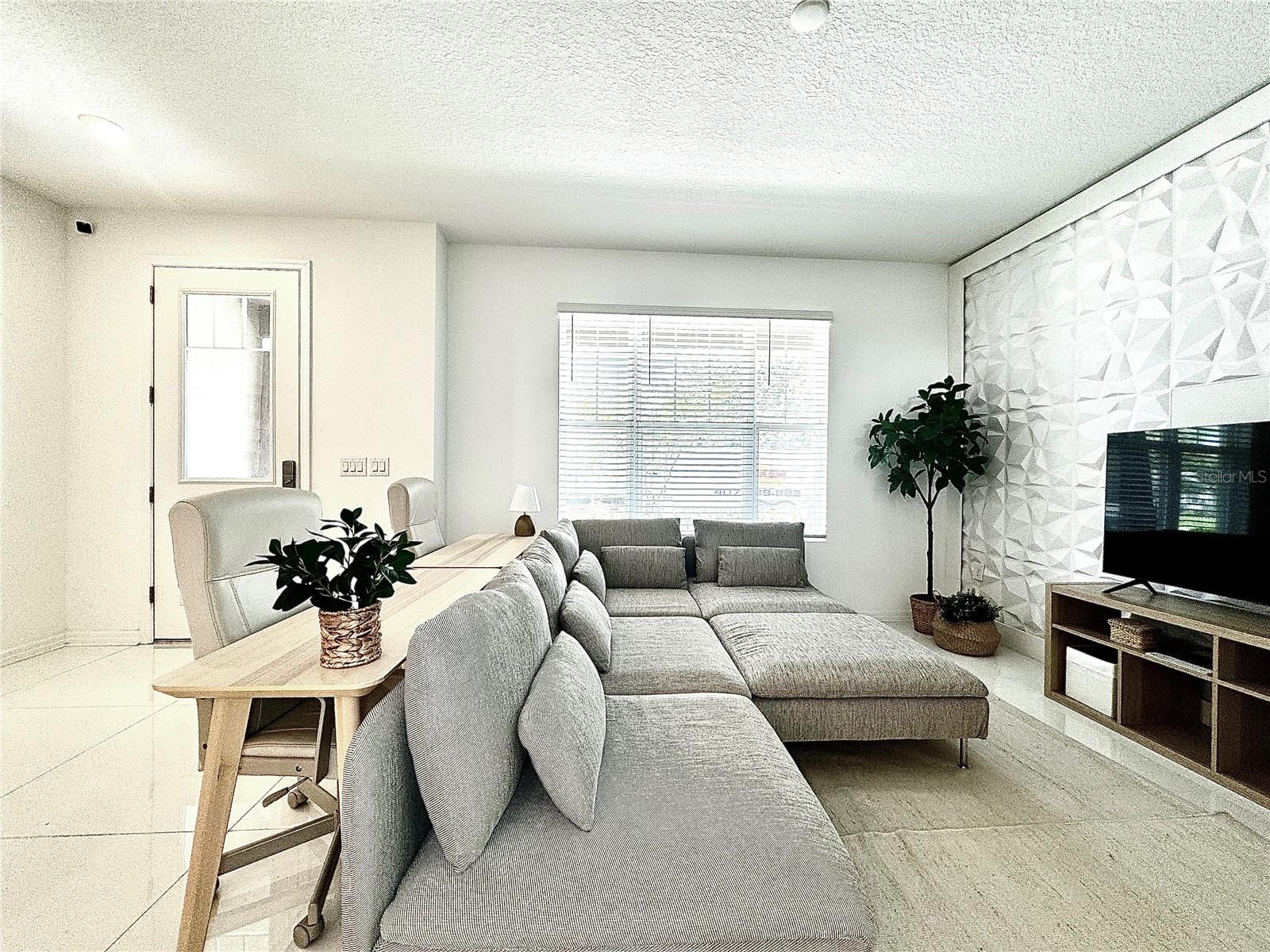 10251 HIGHLINE CREST ST