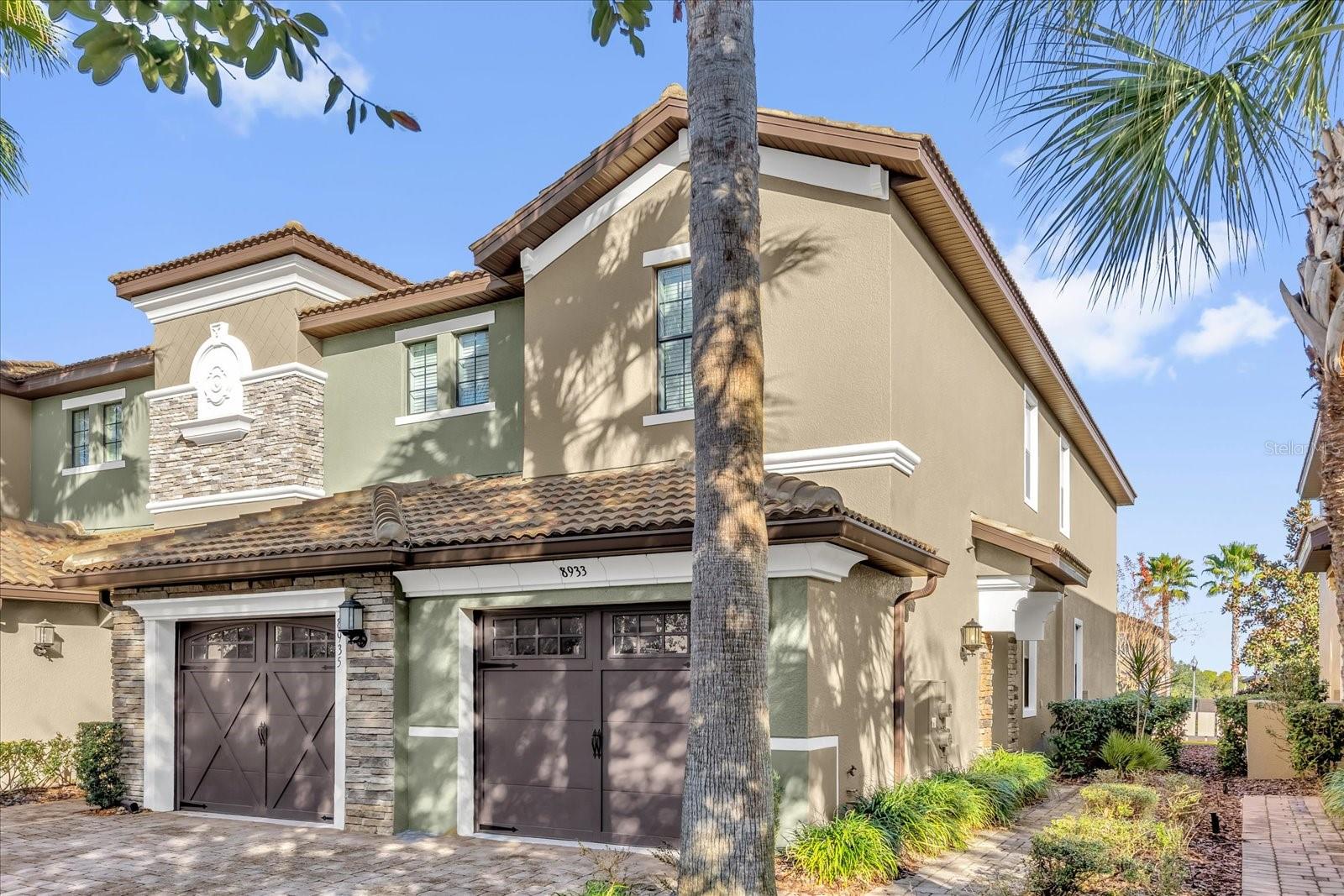 8933 AZALEA SANDS LN #8933
