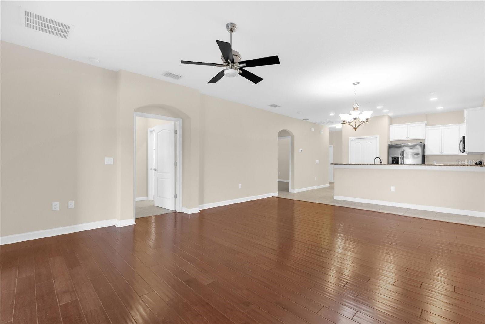 8933 AZALEA SANDS LN #8933