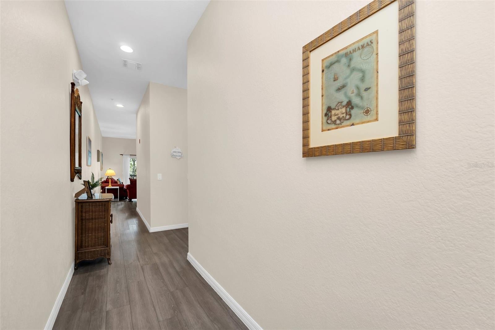 615 LUCAYA LOOP