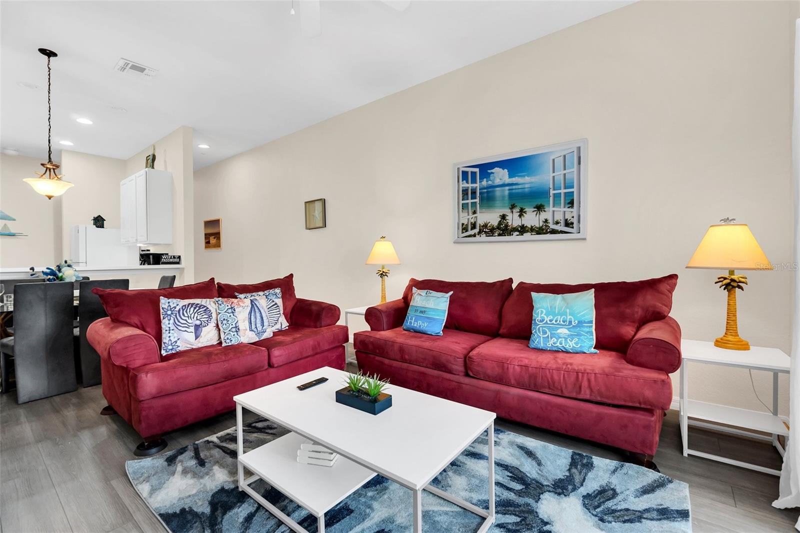 615 LUCAYA LOOP