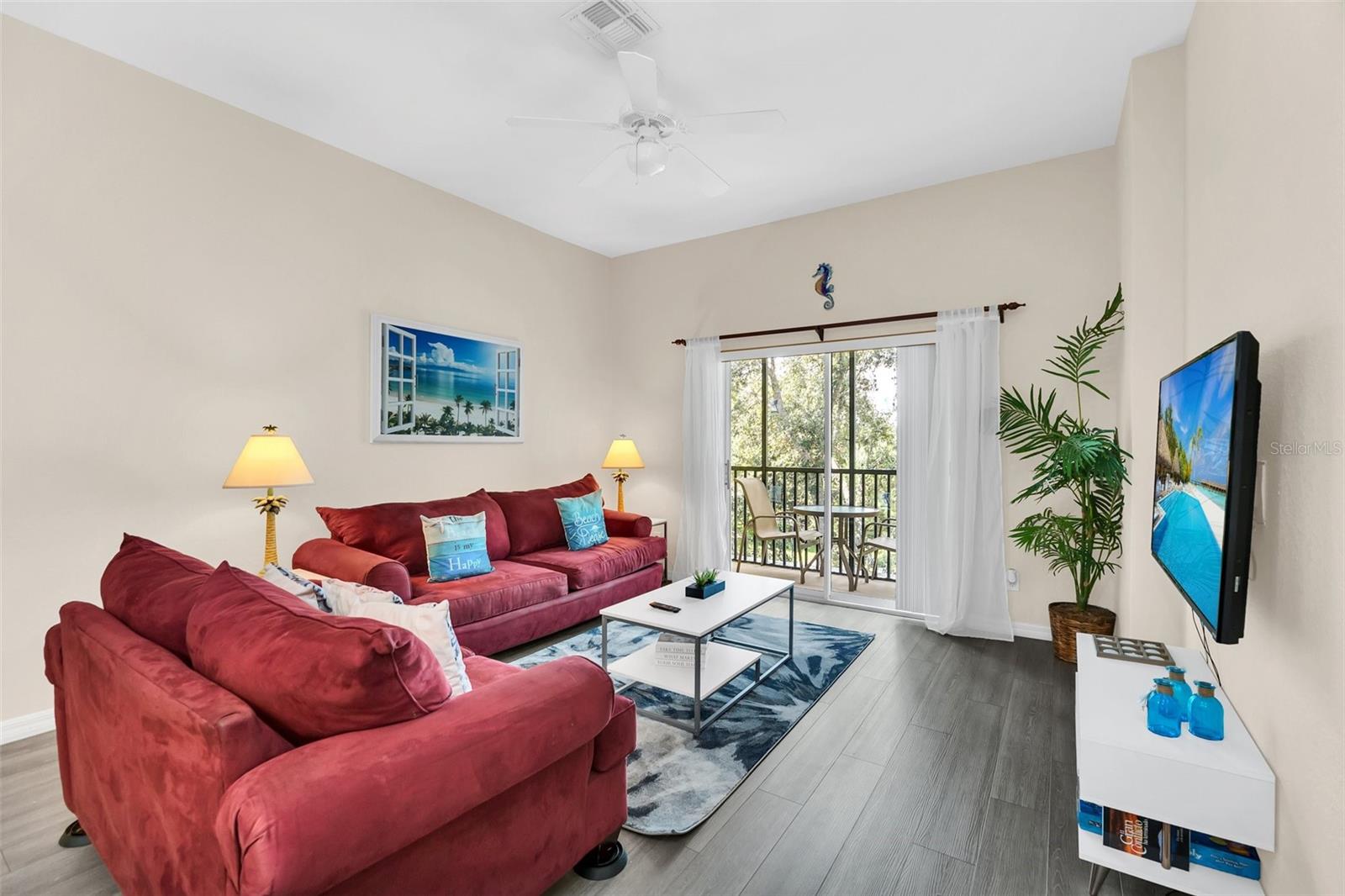615 LUCAYA LOOP