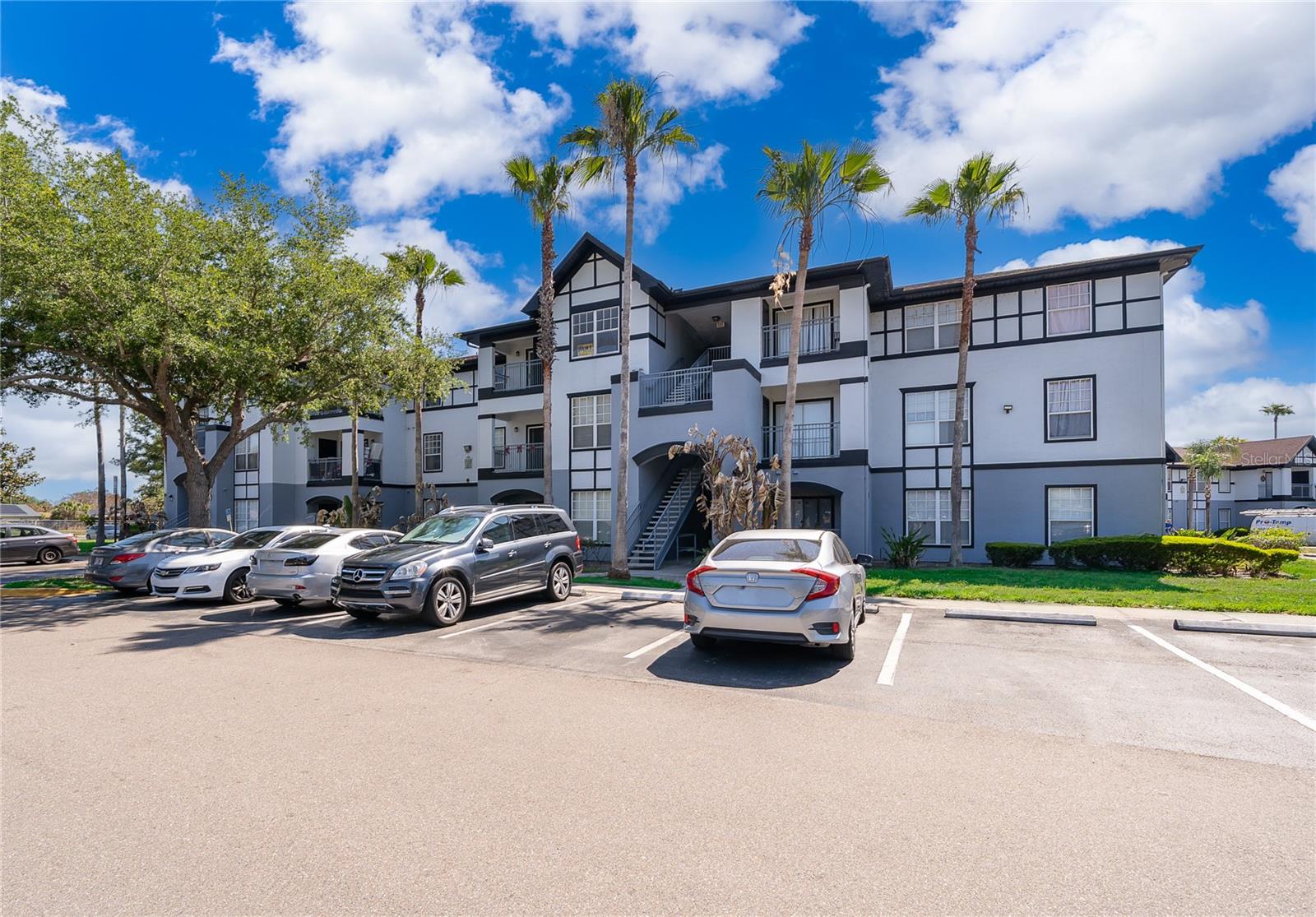 5513 P G A BLVD #4827