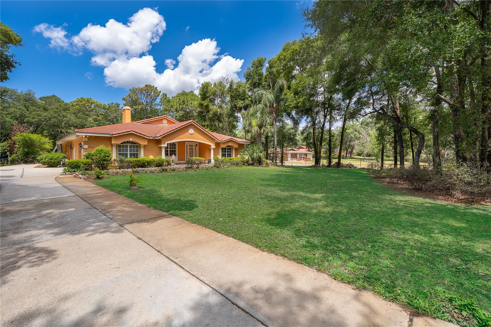 5948 LAKEVILLE RD