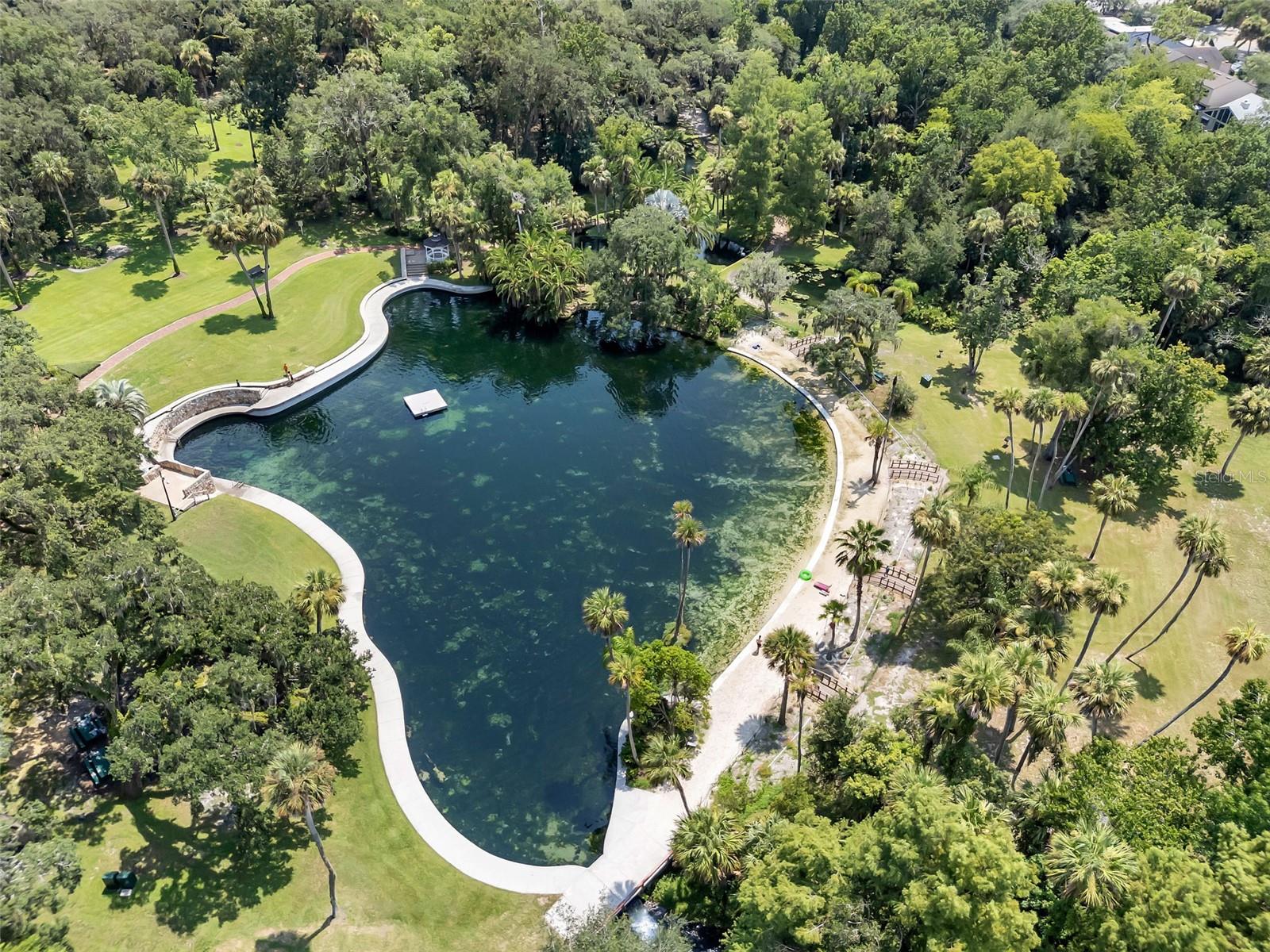 111 SAND PINE LN