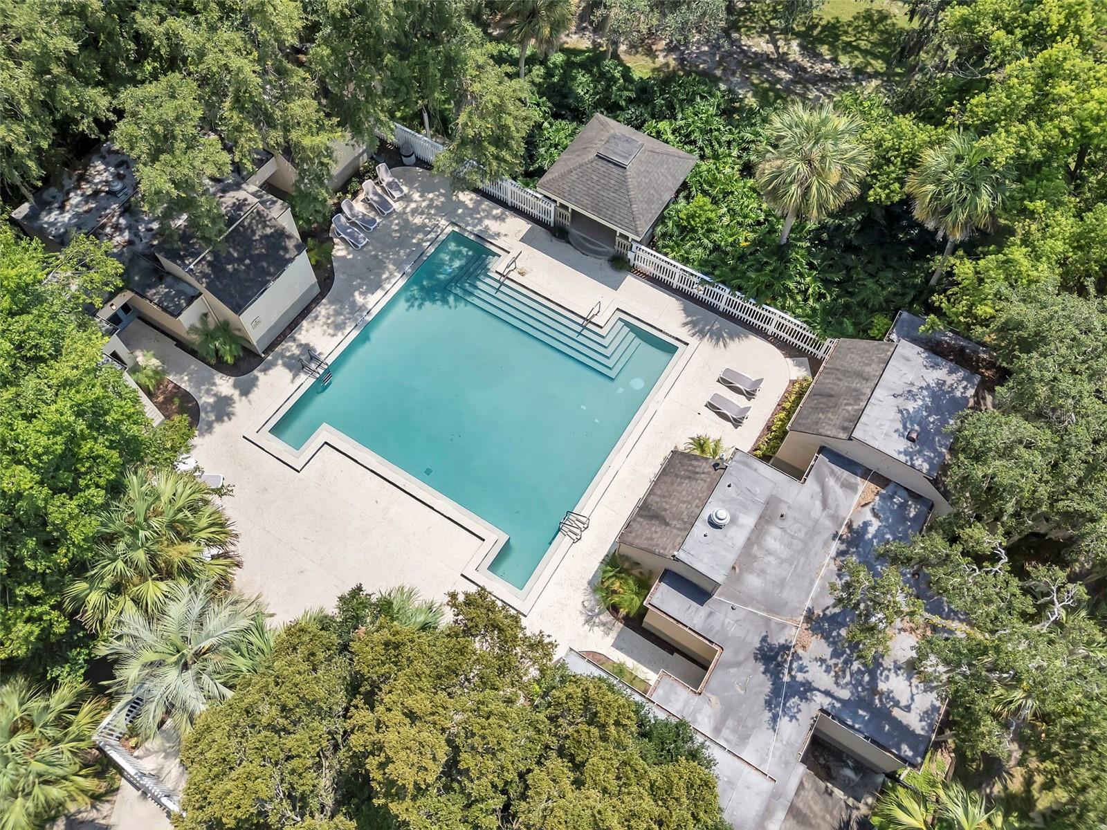 111 SAND PINE LN