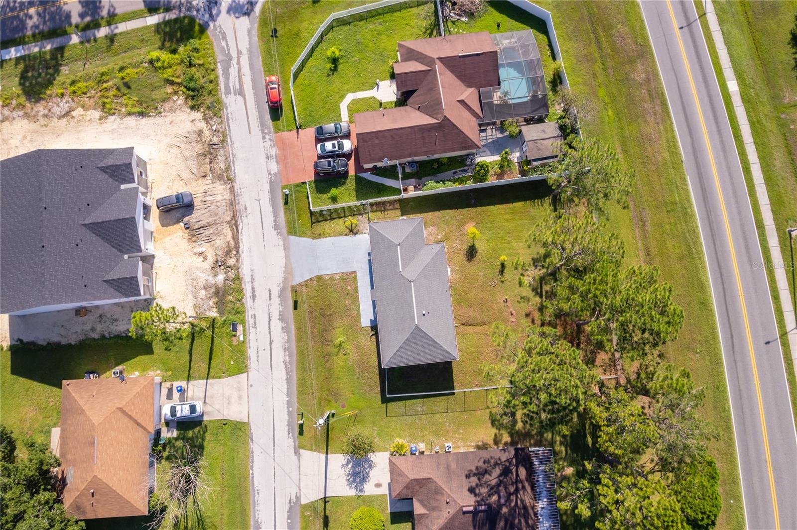 1033 EMBRUN CT