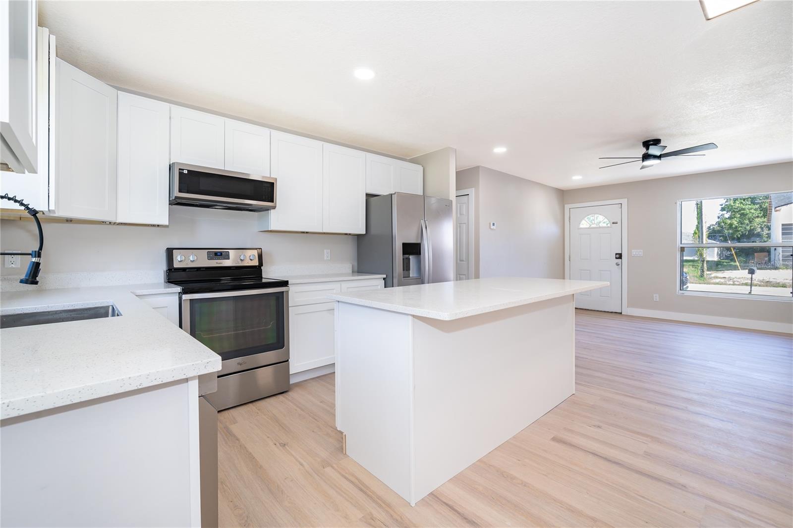 1033 EMBRUN CT