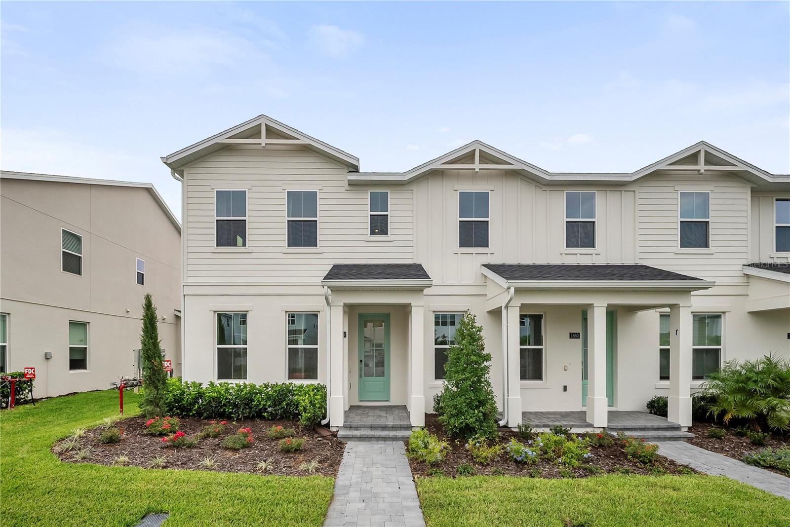 1856 CROWNCREST DR