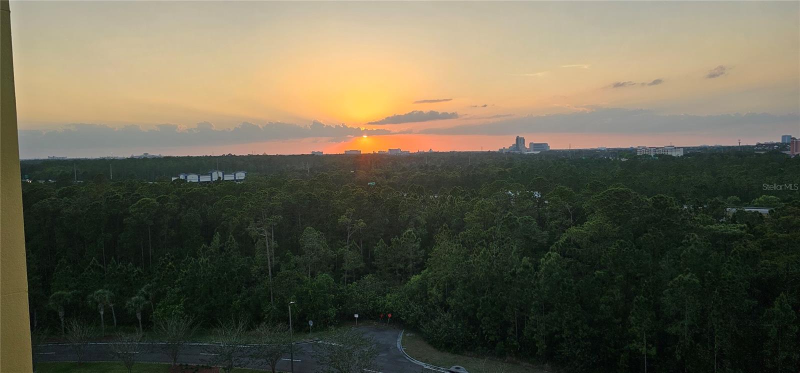 8125 RESORT VILLAGE DR #5903