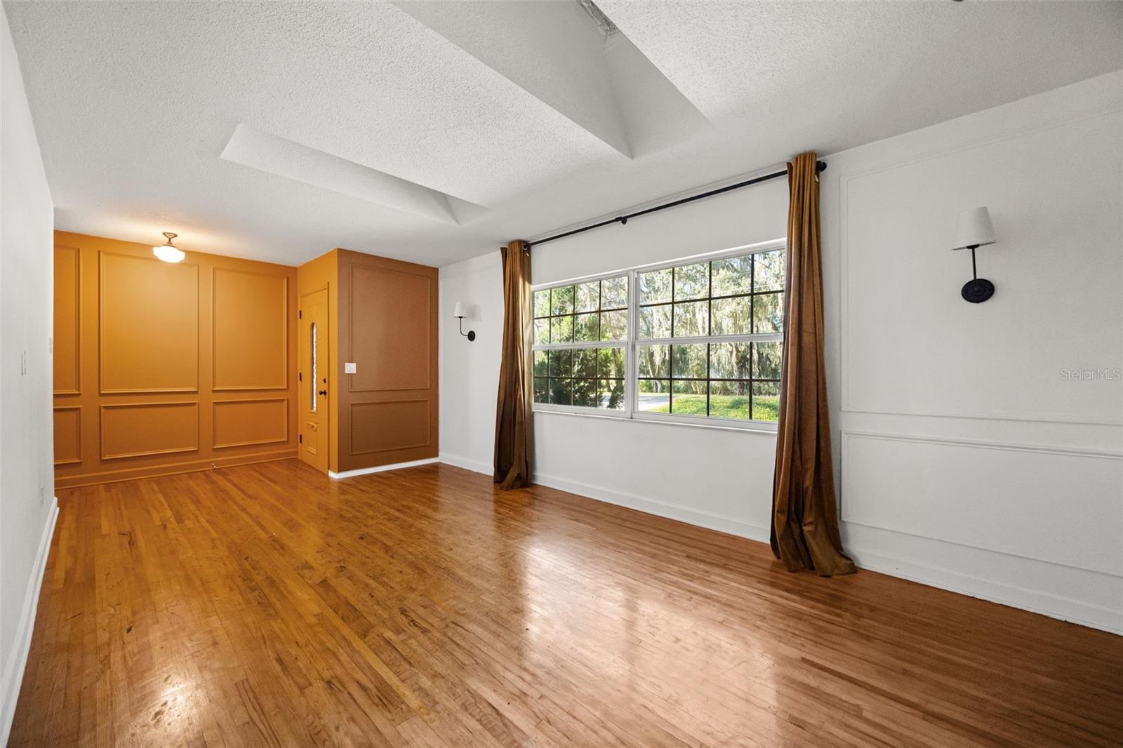2209 GOOD HOMES RD