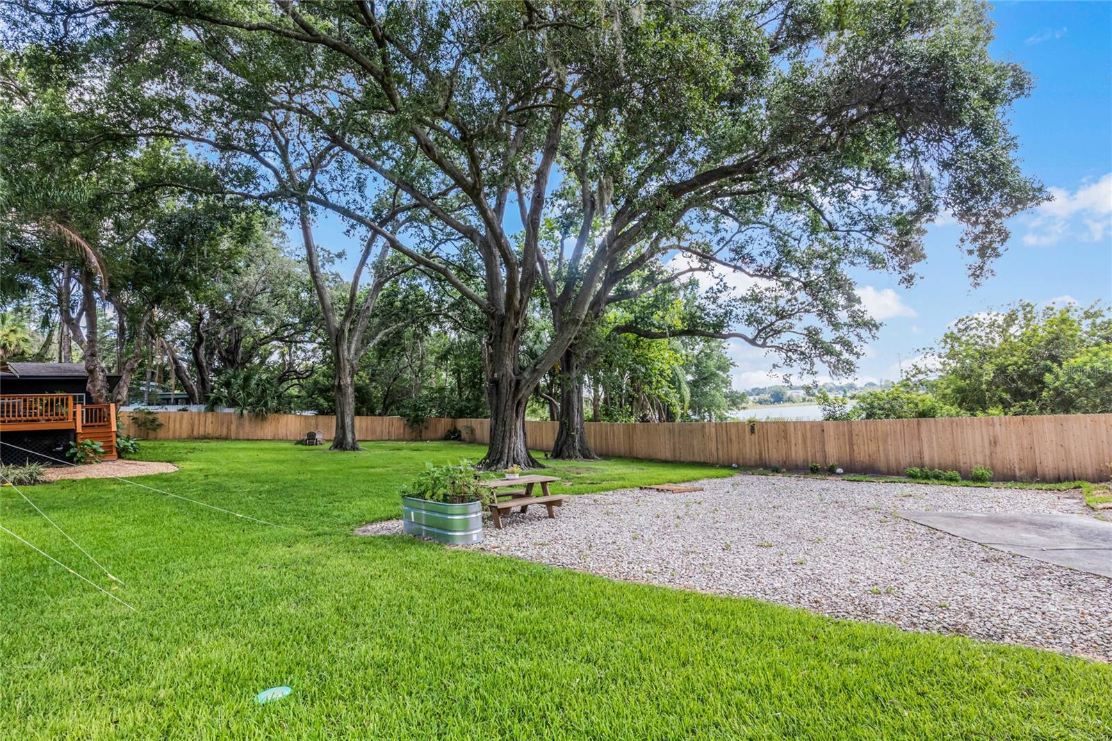 2209 GOOD HOMES RD
