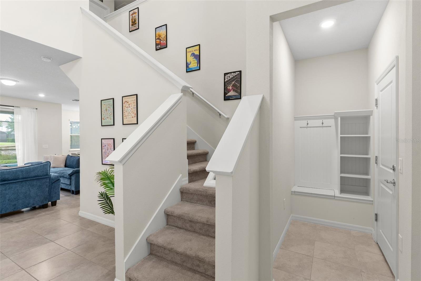 7247 OAKMOSS LOOP LOOP