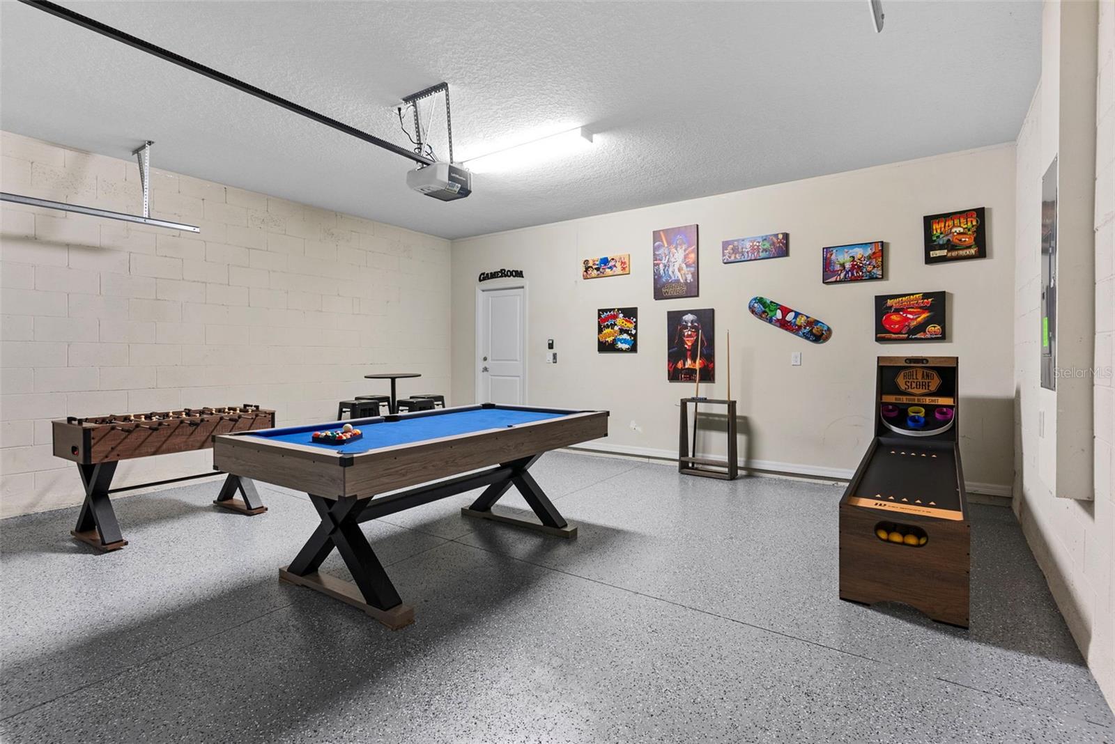 7247 OAKMOSS LOOP LOOP