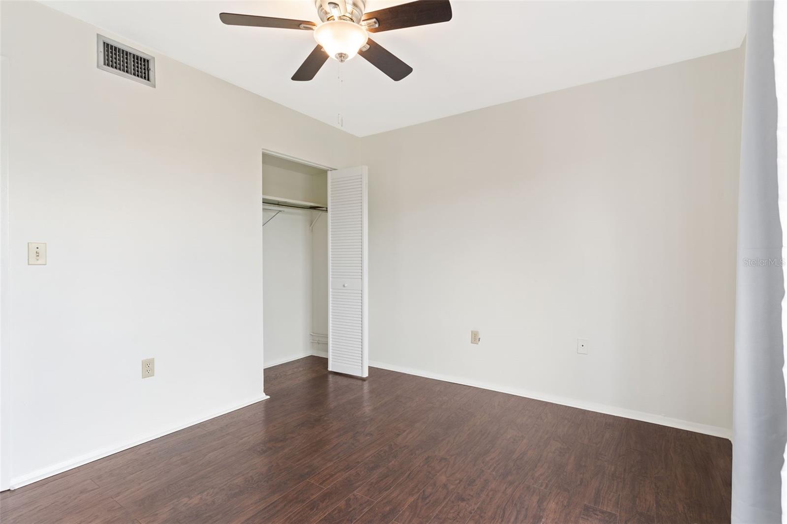 1836 N CRYSTAL LAKE DR #87