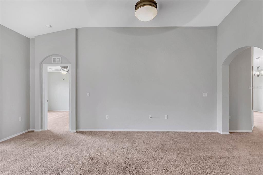 205 TOWERVIEW DRIVE E