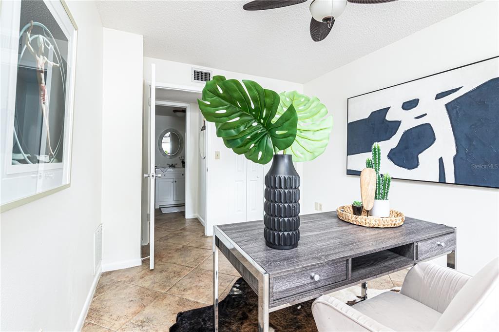 603 S MELVILLE AVENUE Unit: 17