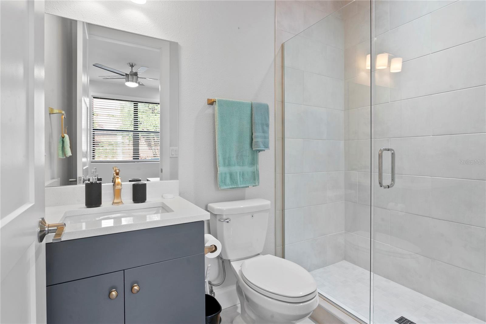 1330 W GRAY STREET Unit: 2