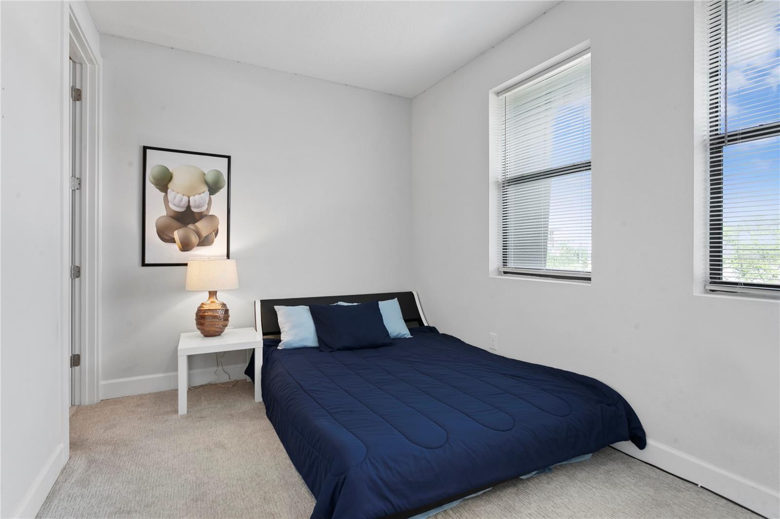 1330 W GRAY STREET Unit: 2