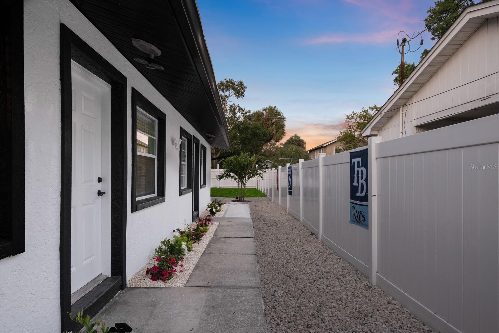 407 N WESTLAND AVENUE