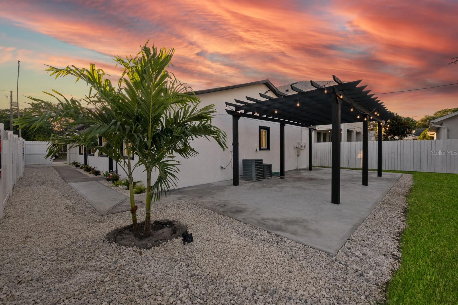 407 N WESTLAND AVENUE