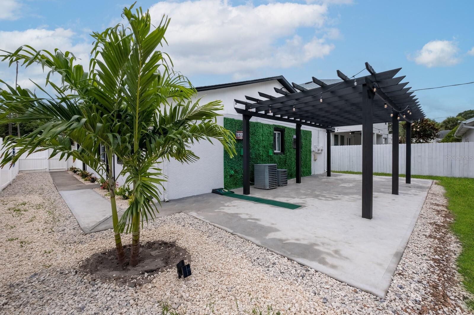 407 N WESTLAND AVENUE