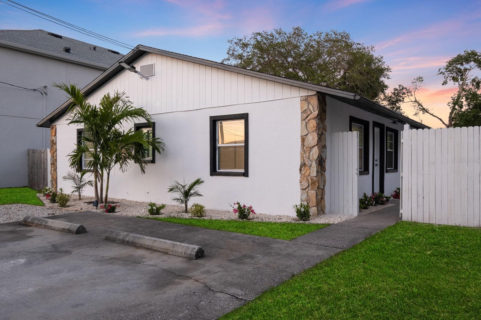 407 N WESTLAND AVENUE