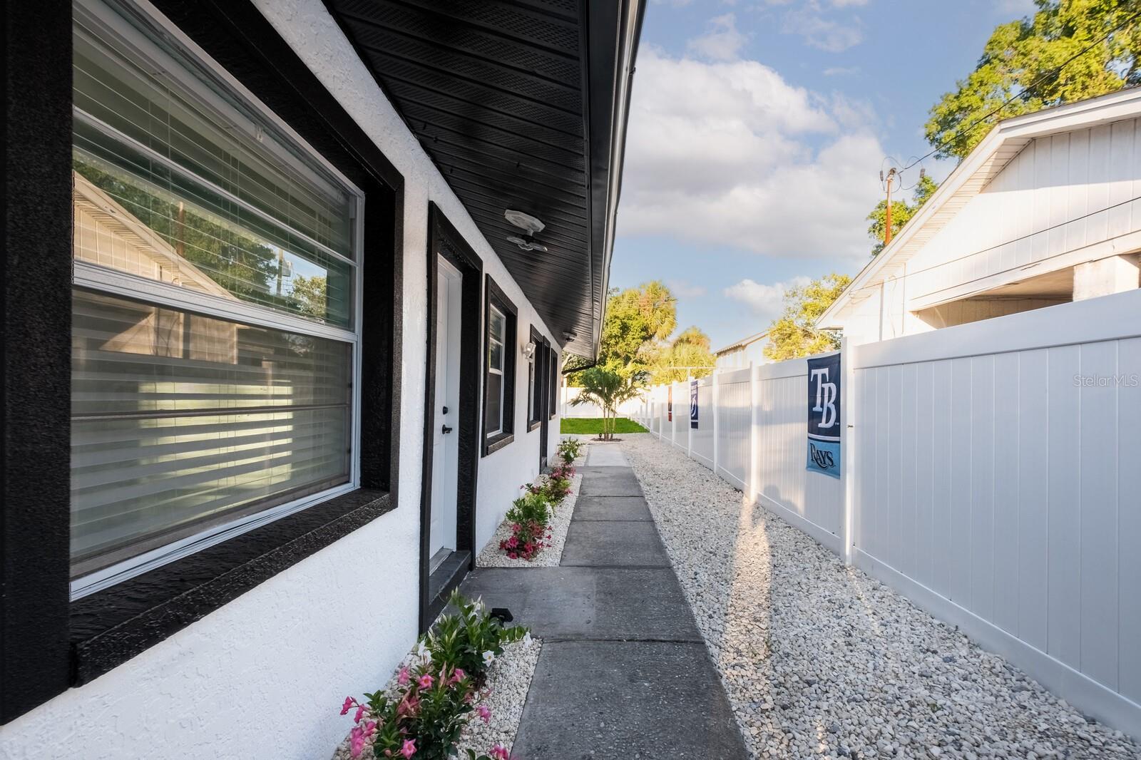 407 N WESTLAND AVENUE