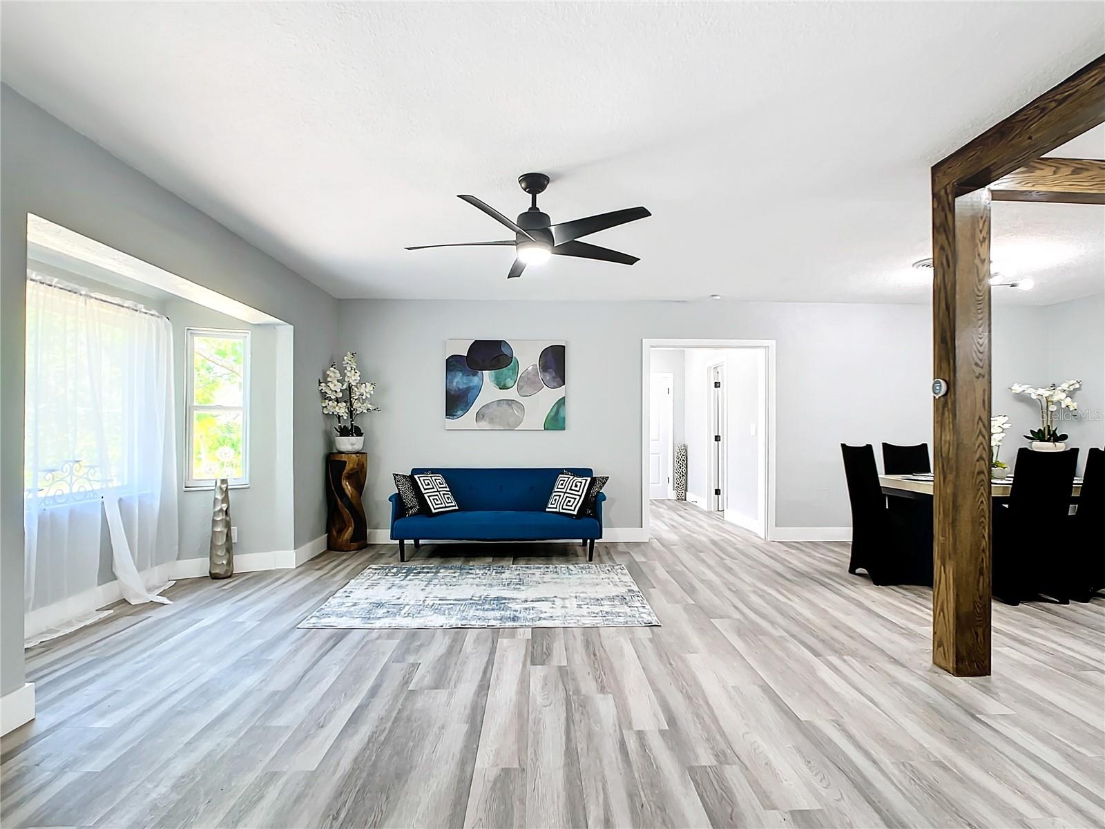 301 CASLER AVE