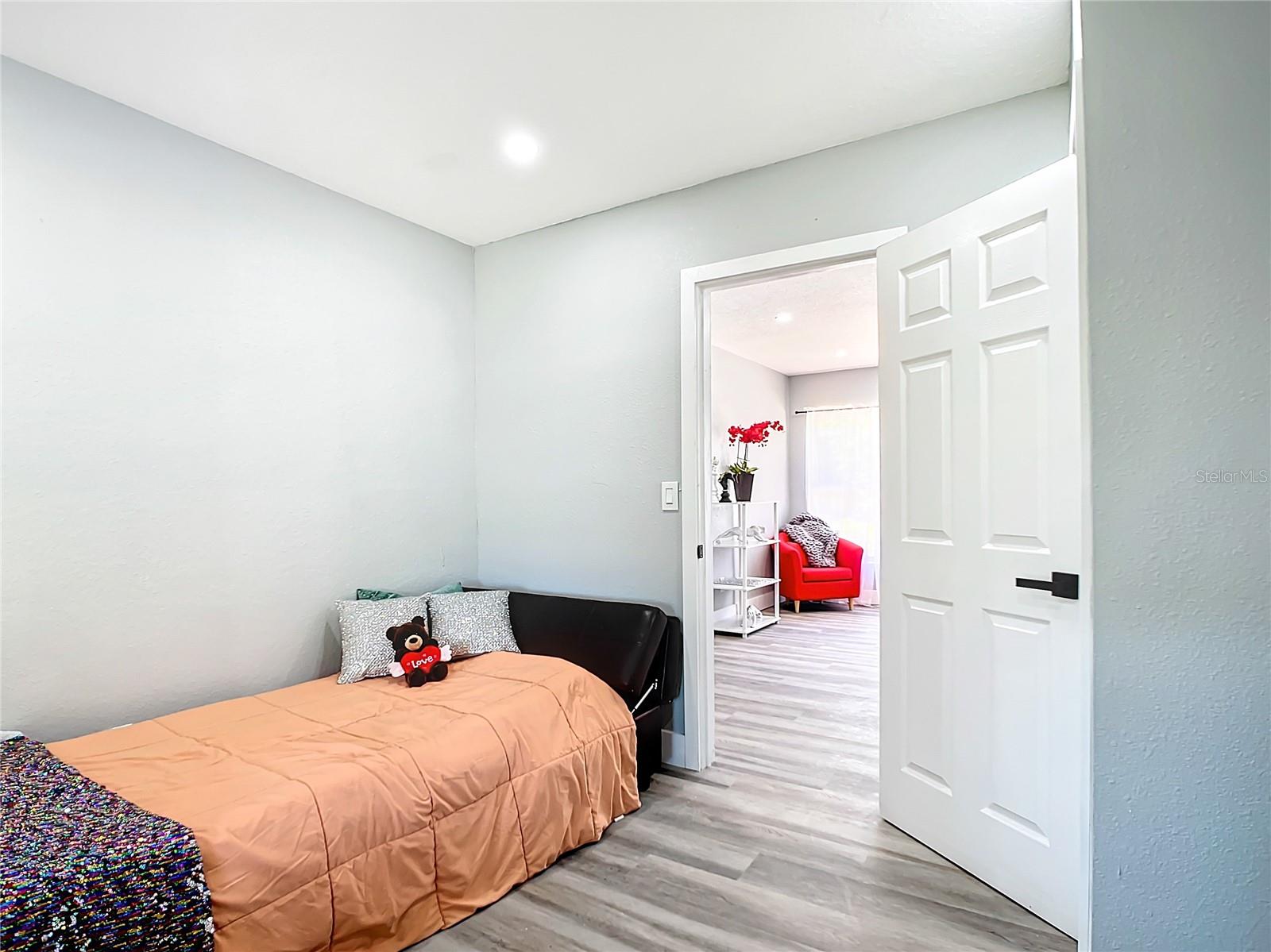 301 CASLER AVE