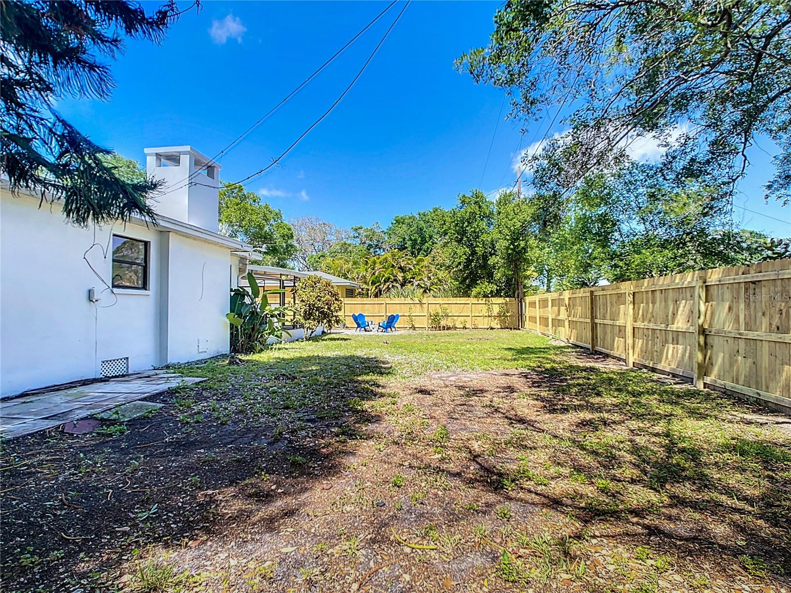301 CASLER AVE