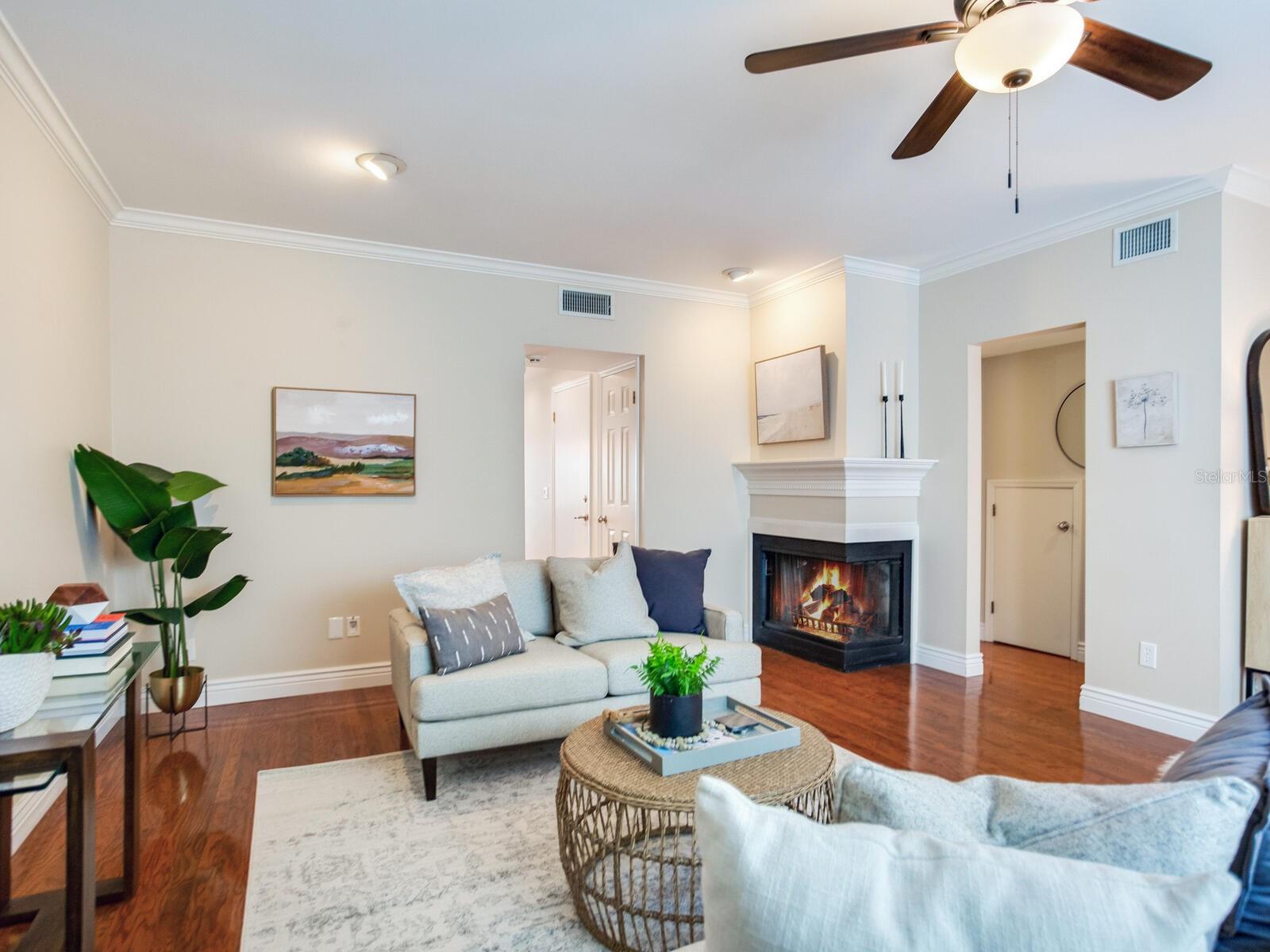 307 S BUNGALOW PARK AVE #D