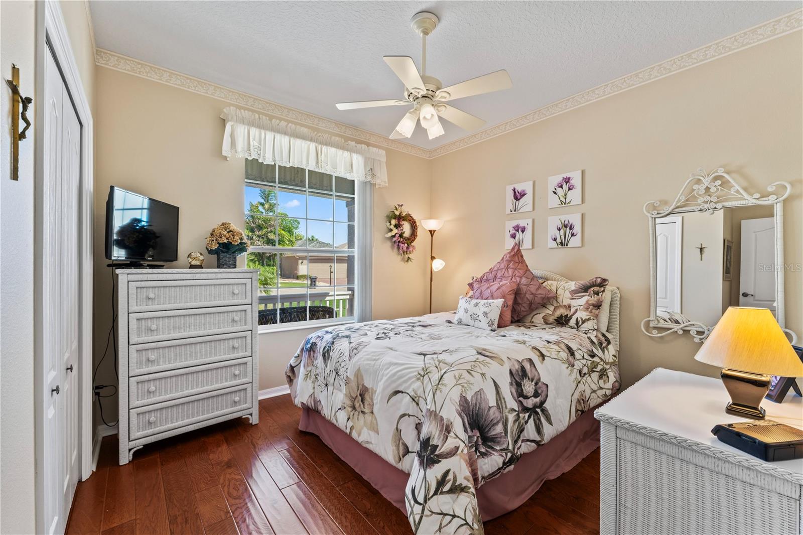 1148 EMERALD DUNES DR