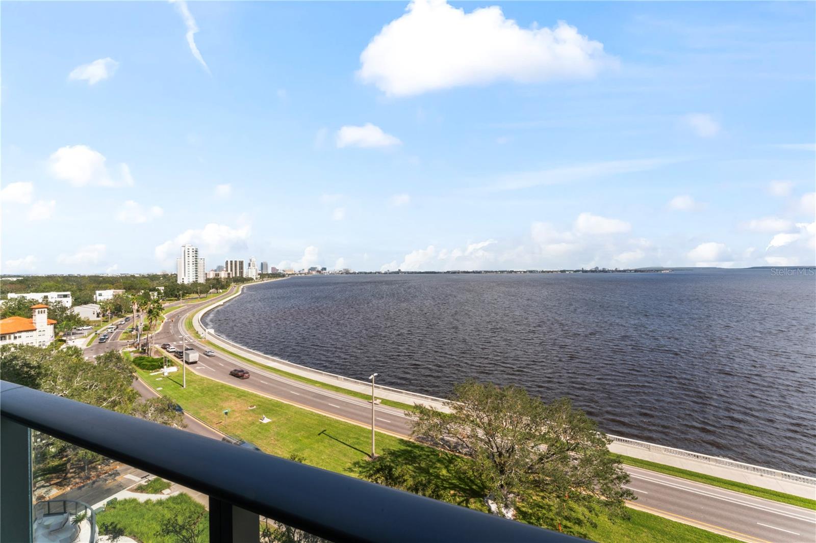 2912 W SANTIAGO ST #703