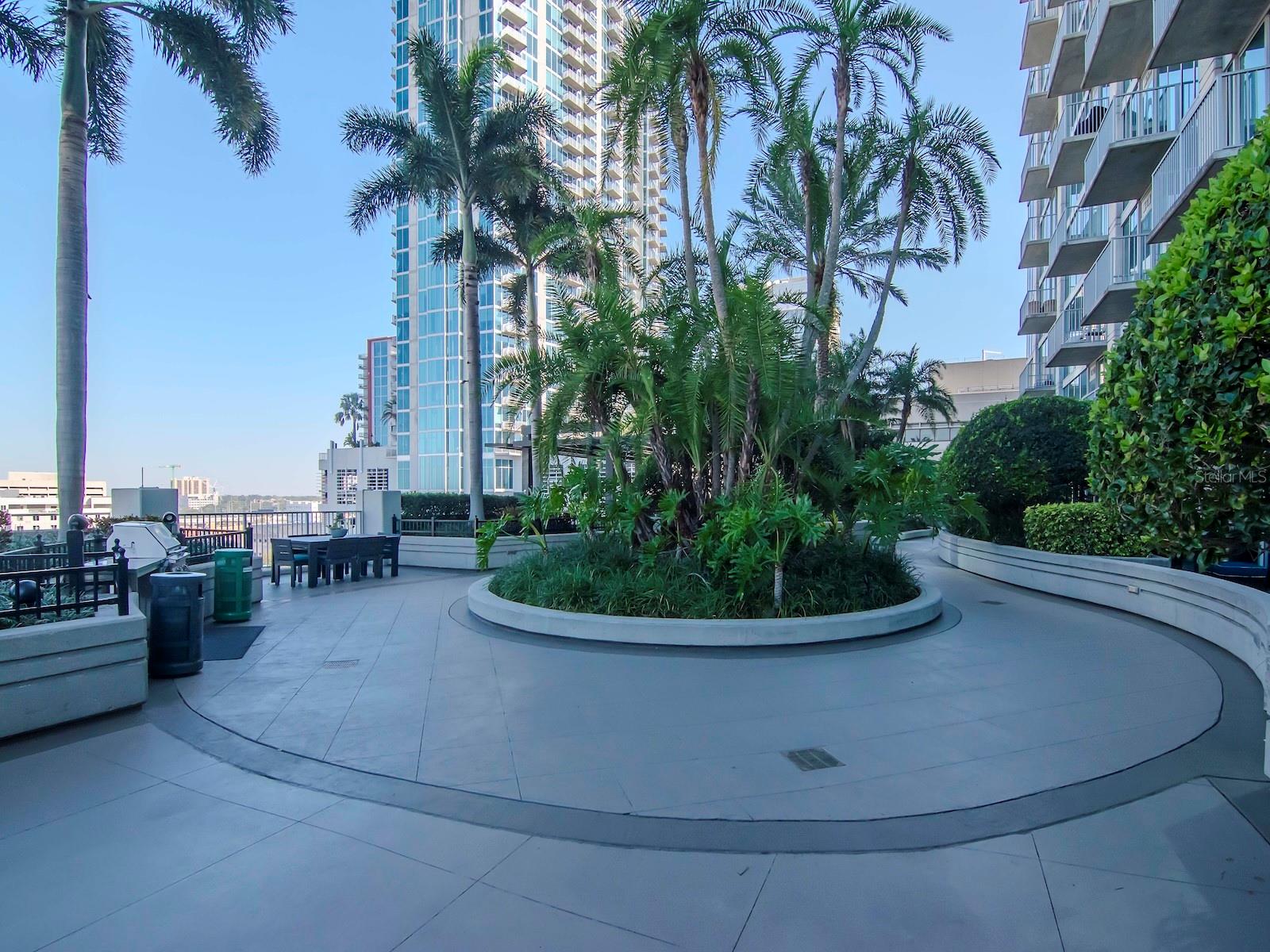 777 N ASHLEY DR #2613