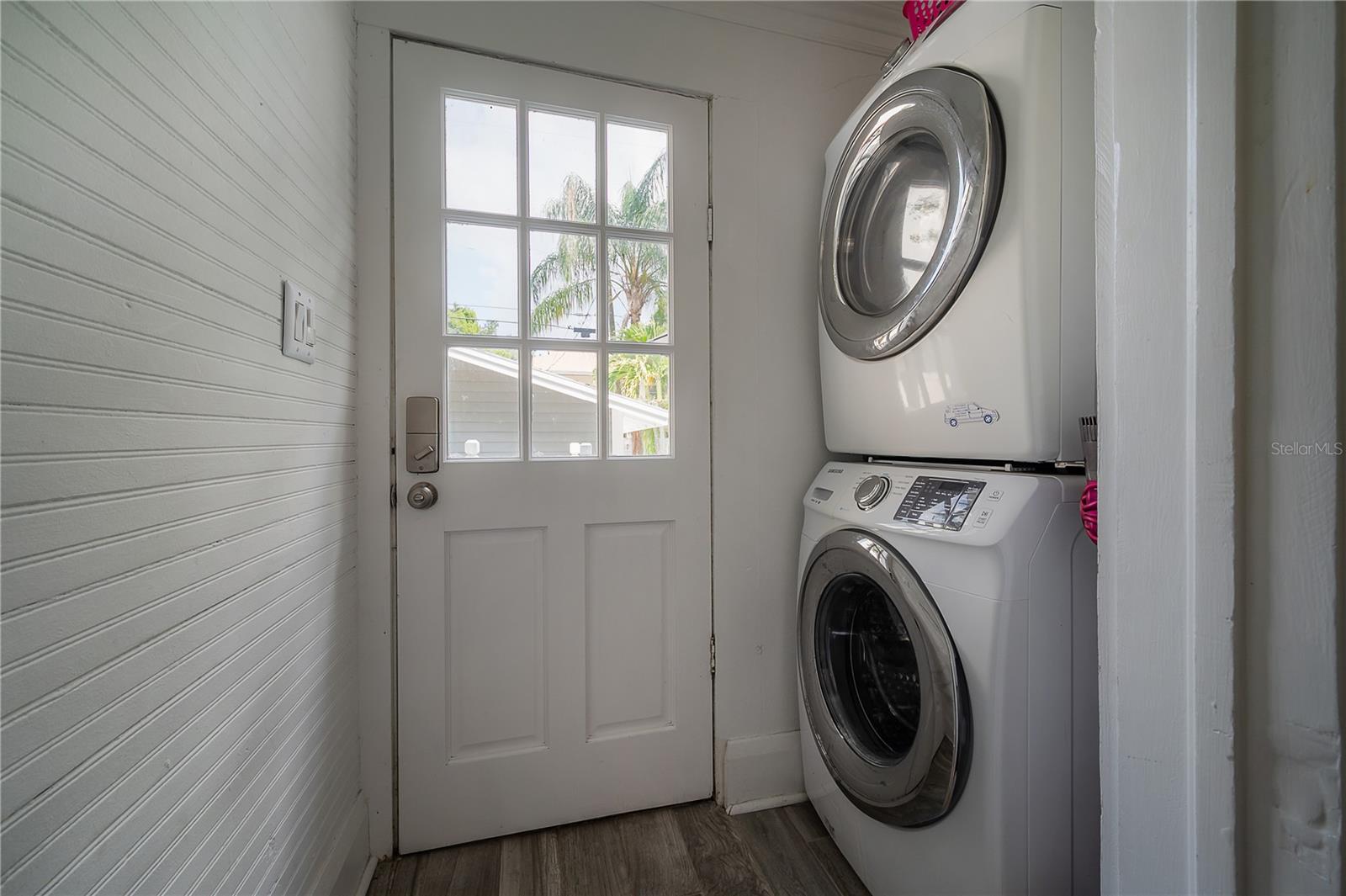 2921 W EL PRADO BLVD