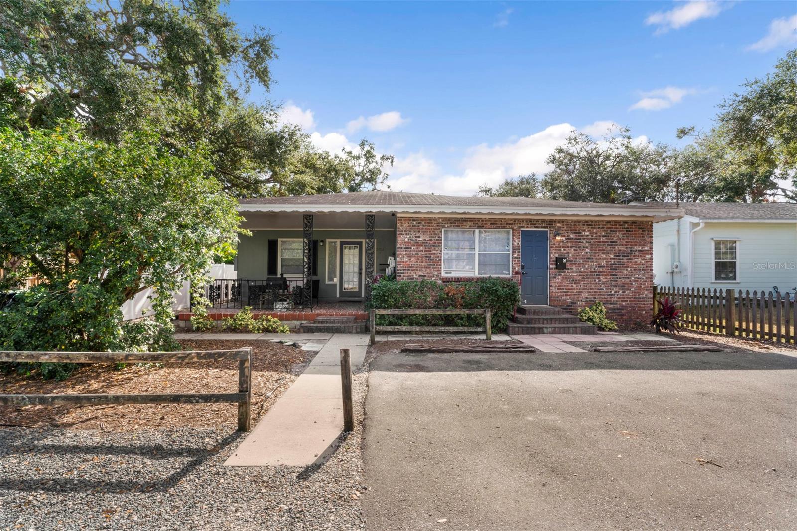 2706 W TYSON AVE