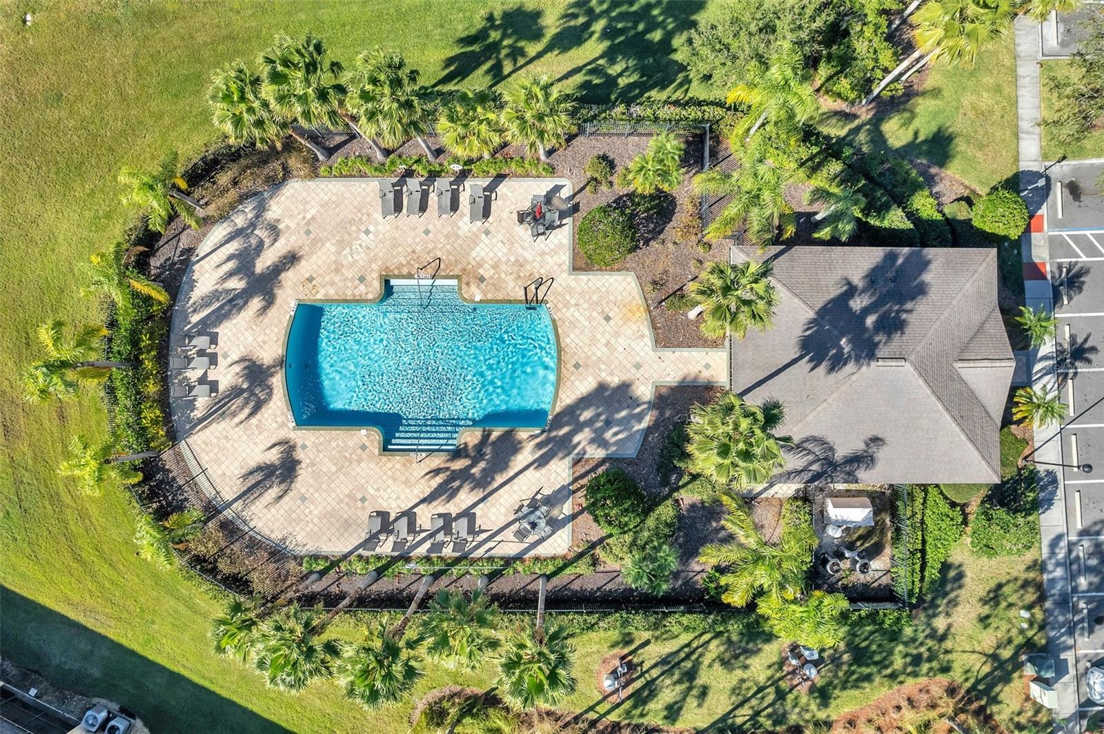 2517 EDGEWATER FALLS DR