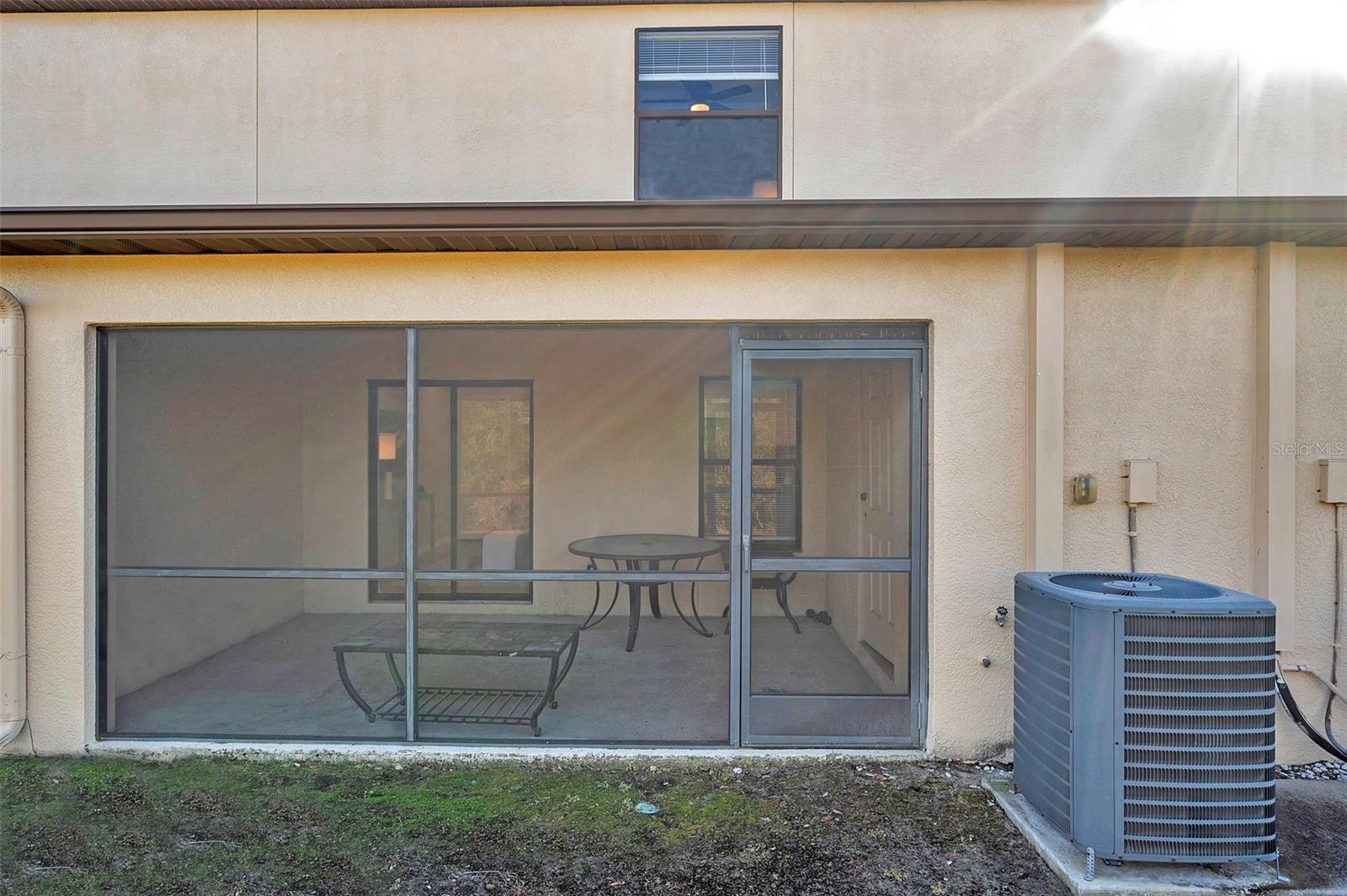 2517 EDGEWATER FALLS DR