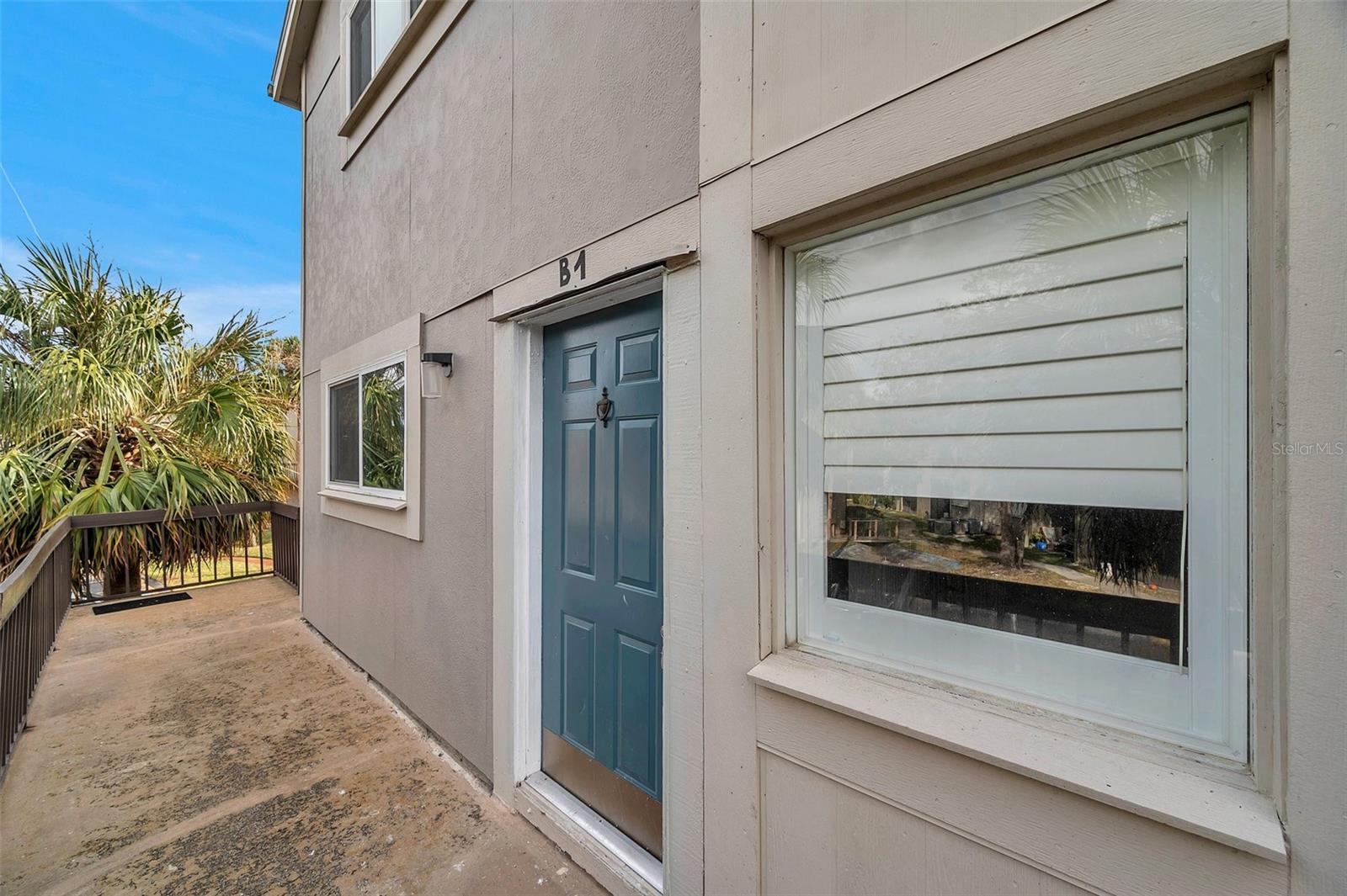 6311 NEWTOWN CIR #11B1