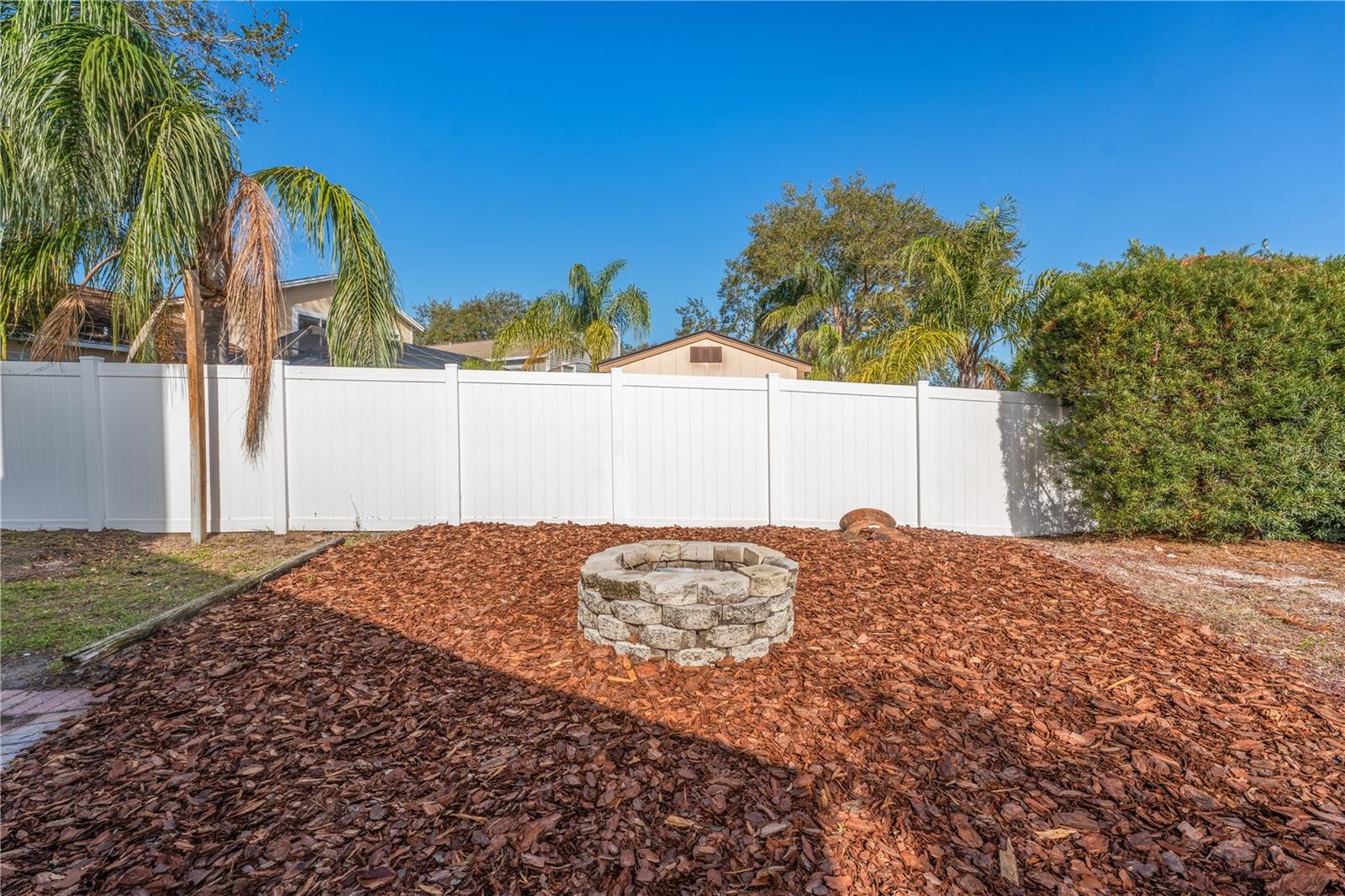 2993 SHANNON CIR