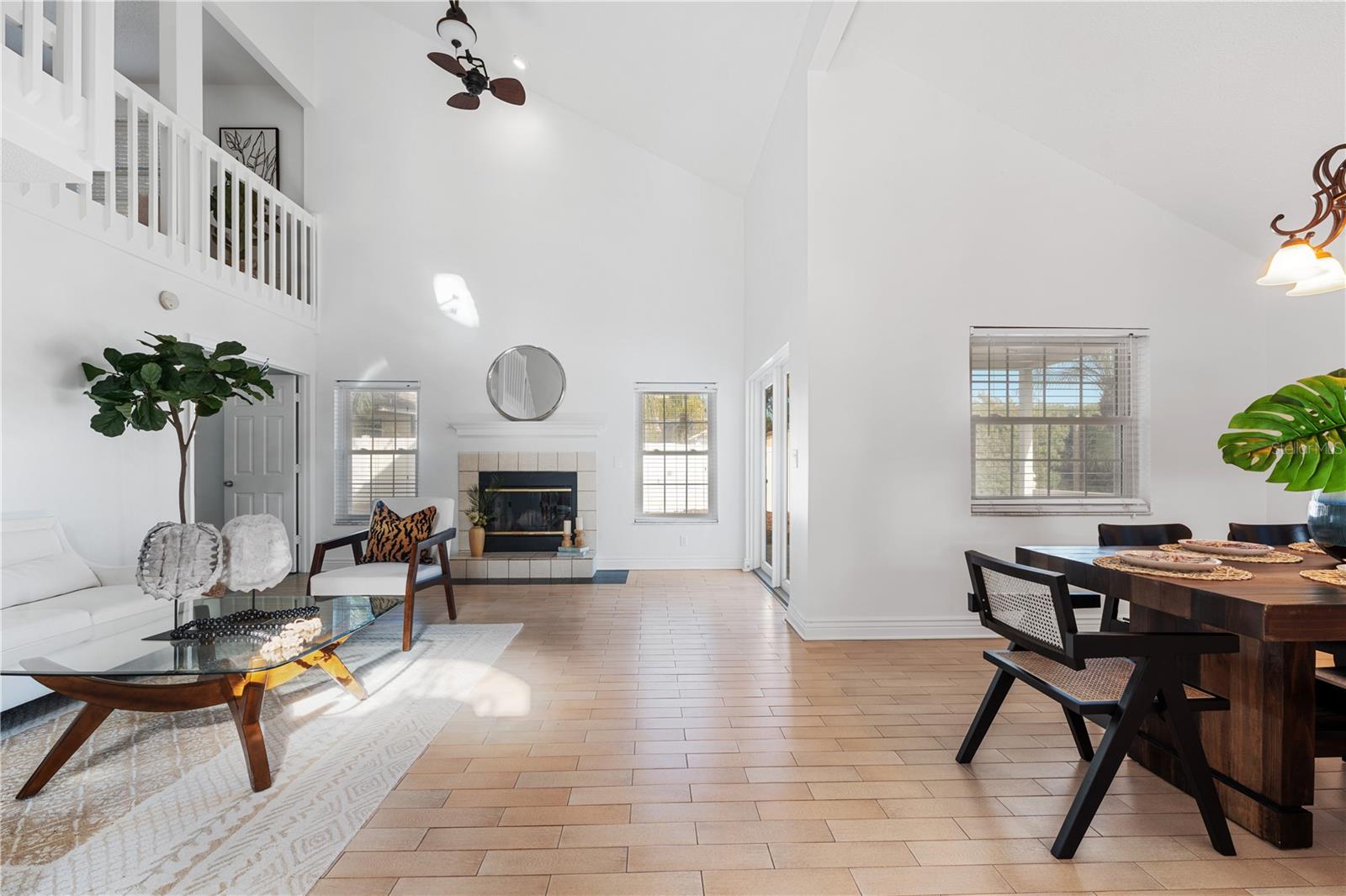 2993 SHANNON CIR