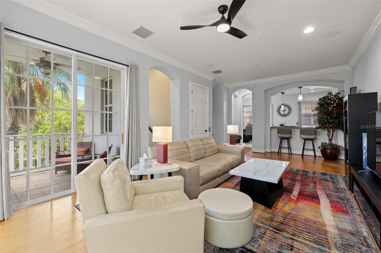 6002 YEATS MANOR DR #101