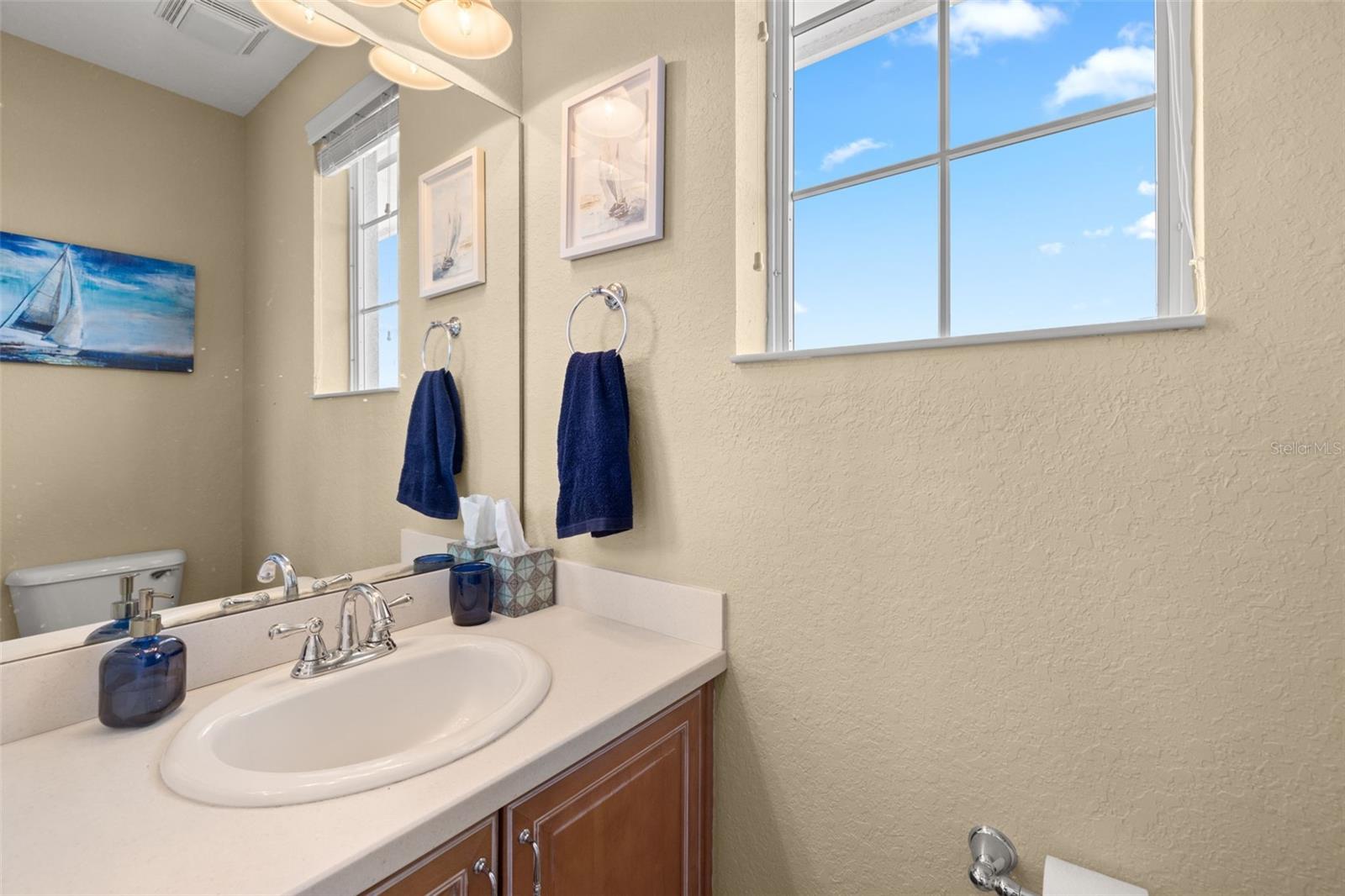 6002 YEATS MANOR DR #101